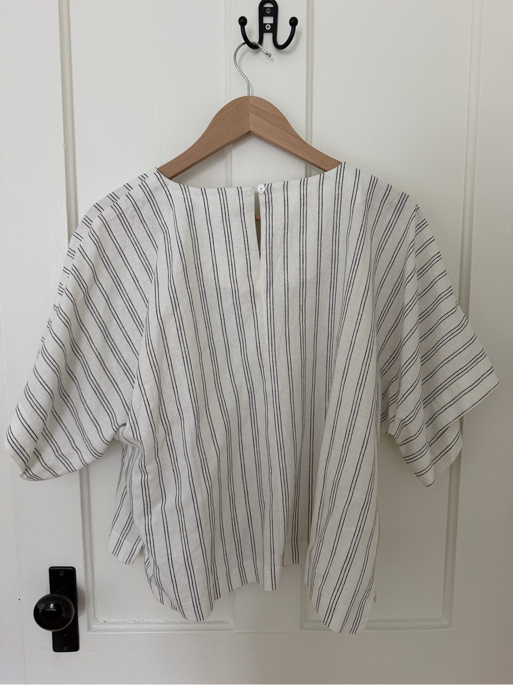 DKNY White Top with Navy Pinstripes - Picture 5 of 8